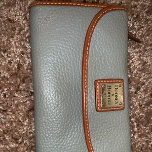 Dooney and Bourke wallet